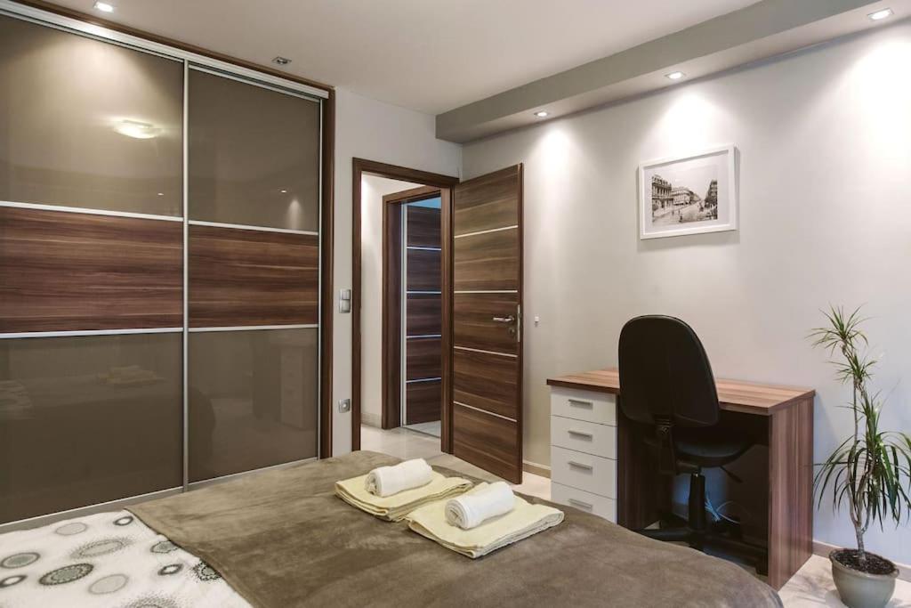 Neat & Comfy Near The Danube Apartman